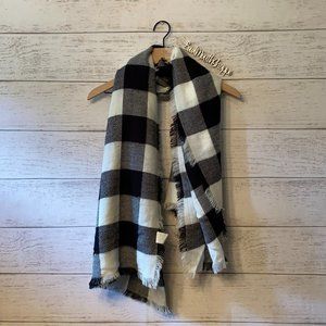 Target Black and White Buffalo Plaid Oversized Square Scarf Shawl Wrap